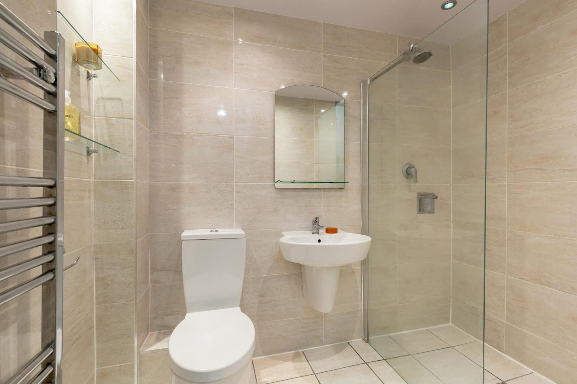 Light And Spacious 2 Bedroom Flat In Heart Of EDI Exterior foto