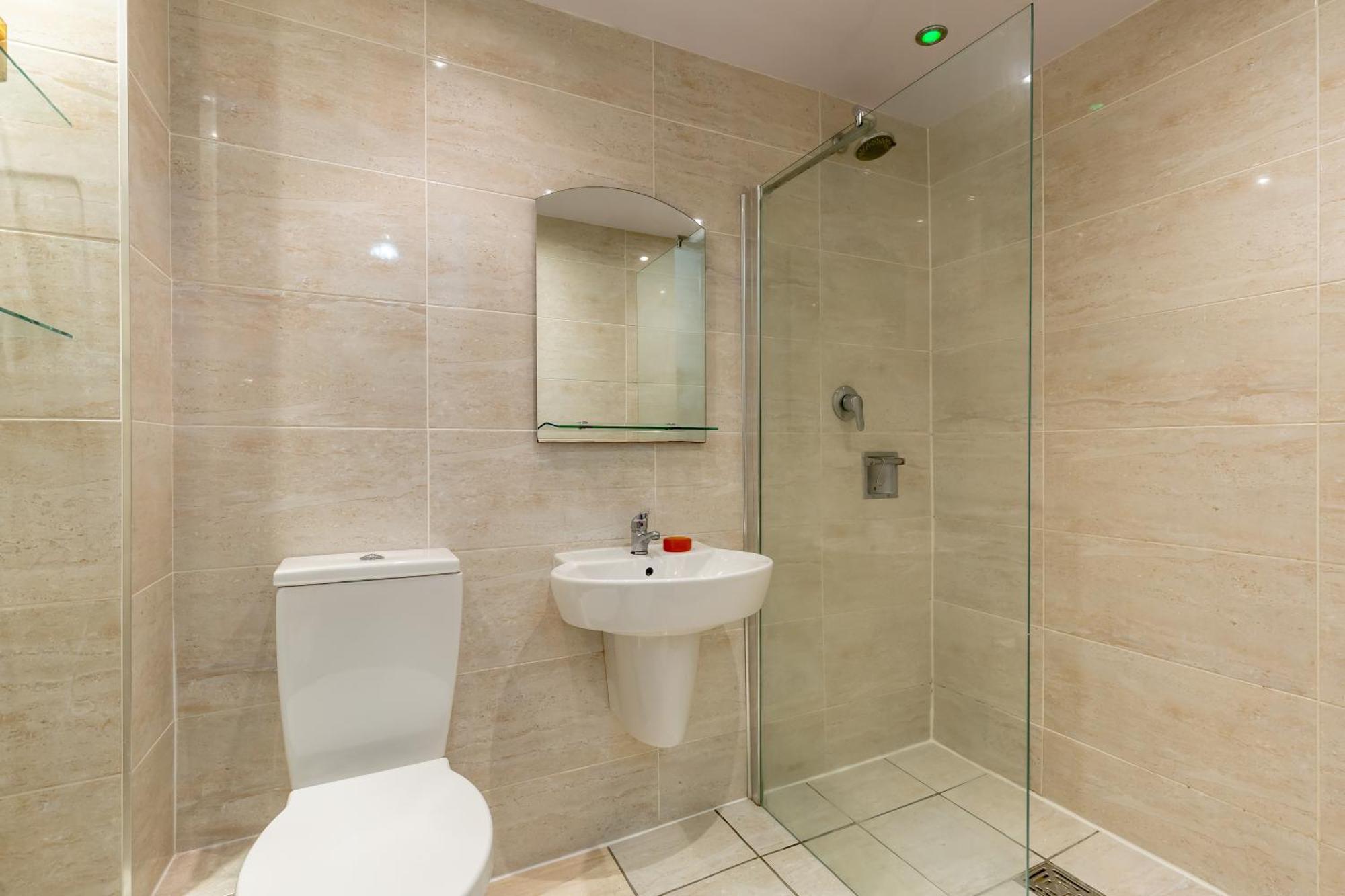 Light And Spacious 2 Bedroom Flat In Heart Of EDI Exterior foto