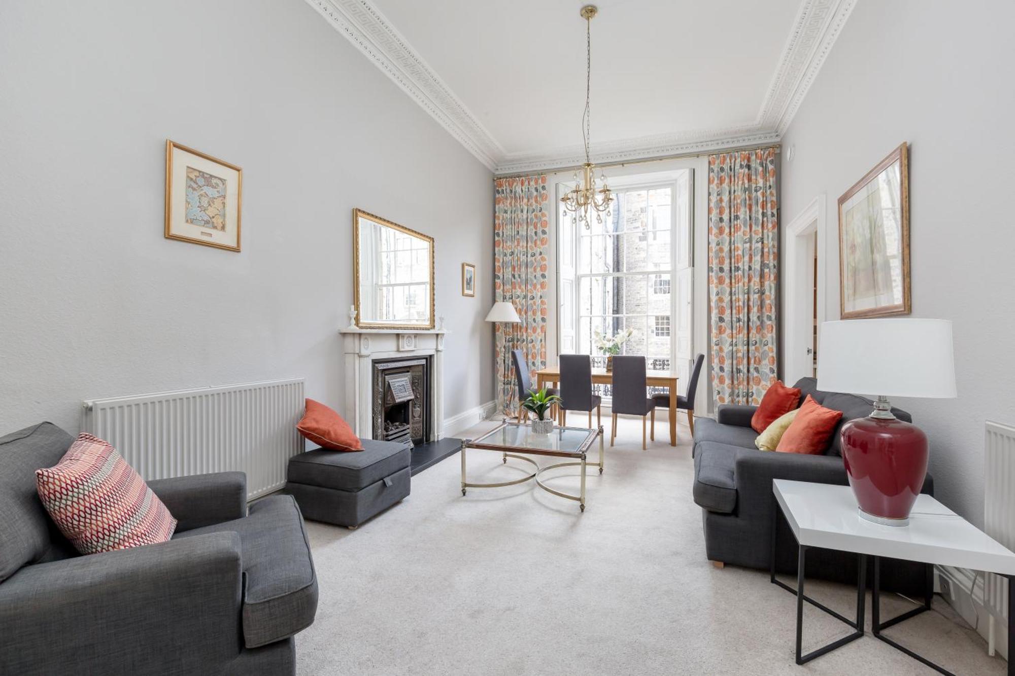 Light And Spacious 2 Bedroom Flat In Heart Of EDI Exterior foto