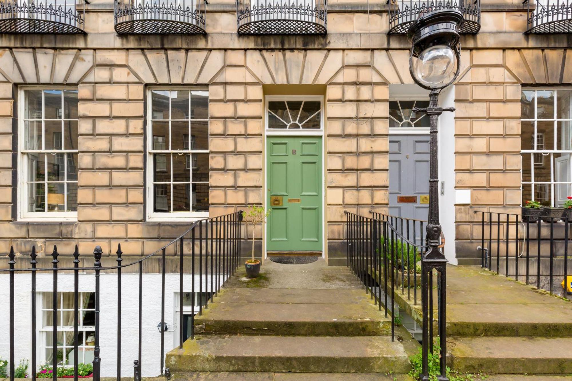 Light And Spacious 2 Bedroom Flat In Heart Of EDI Exterior foto